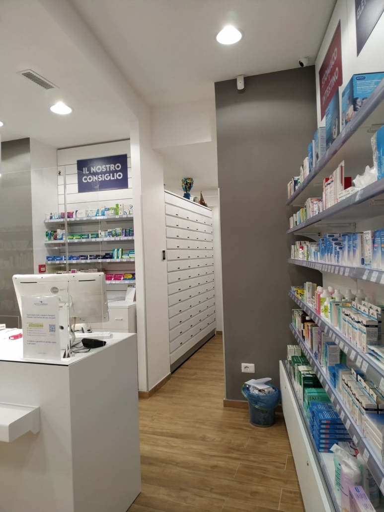 Arredamento farmacia Cantafio