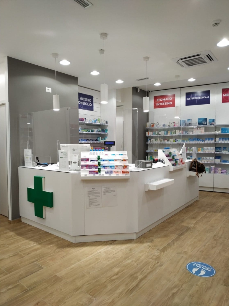 Arredamento farmacia Cantafio