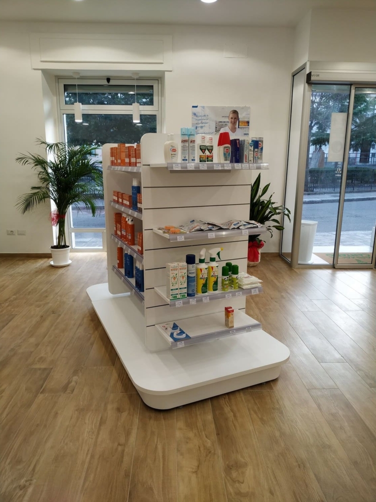 Arredamento farmacia Cantafio