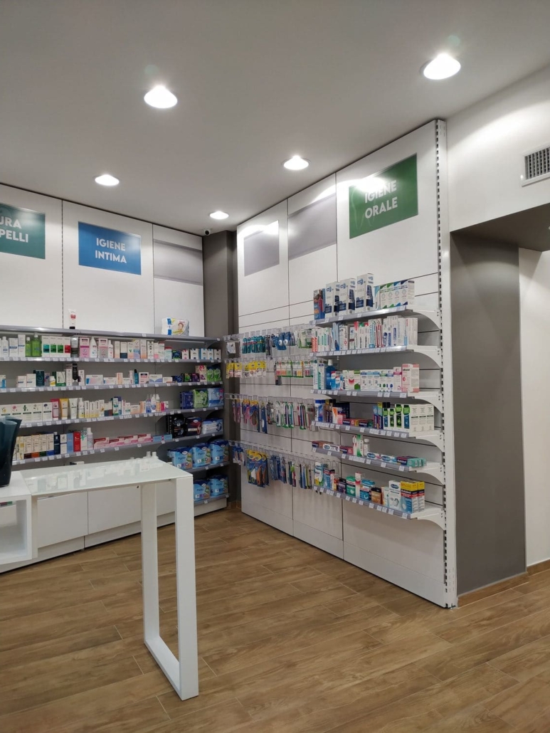 Arredamento farmacia Cantafio